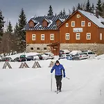 4 4* Jizerka